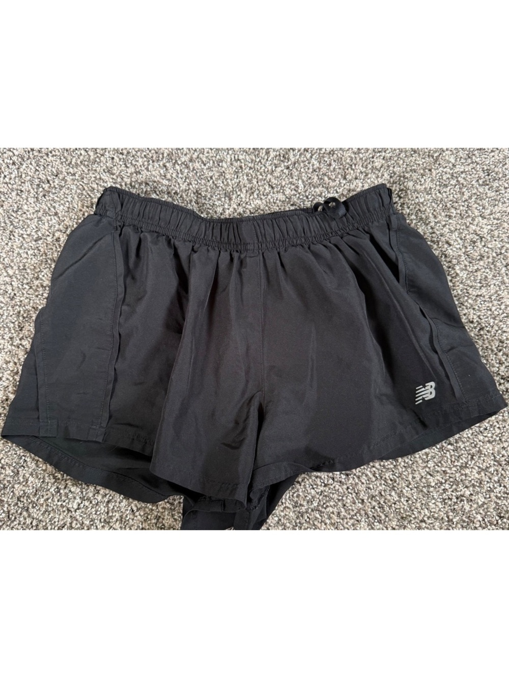 New Balance Women’s black athletic shorts Size Small
